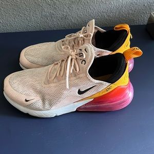 Nike Air Max 270 women’s